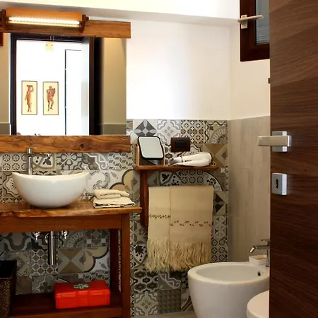 Appartement Centro Storico Da Nonna Maria ☆☆☆☆☆ Procida
